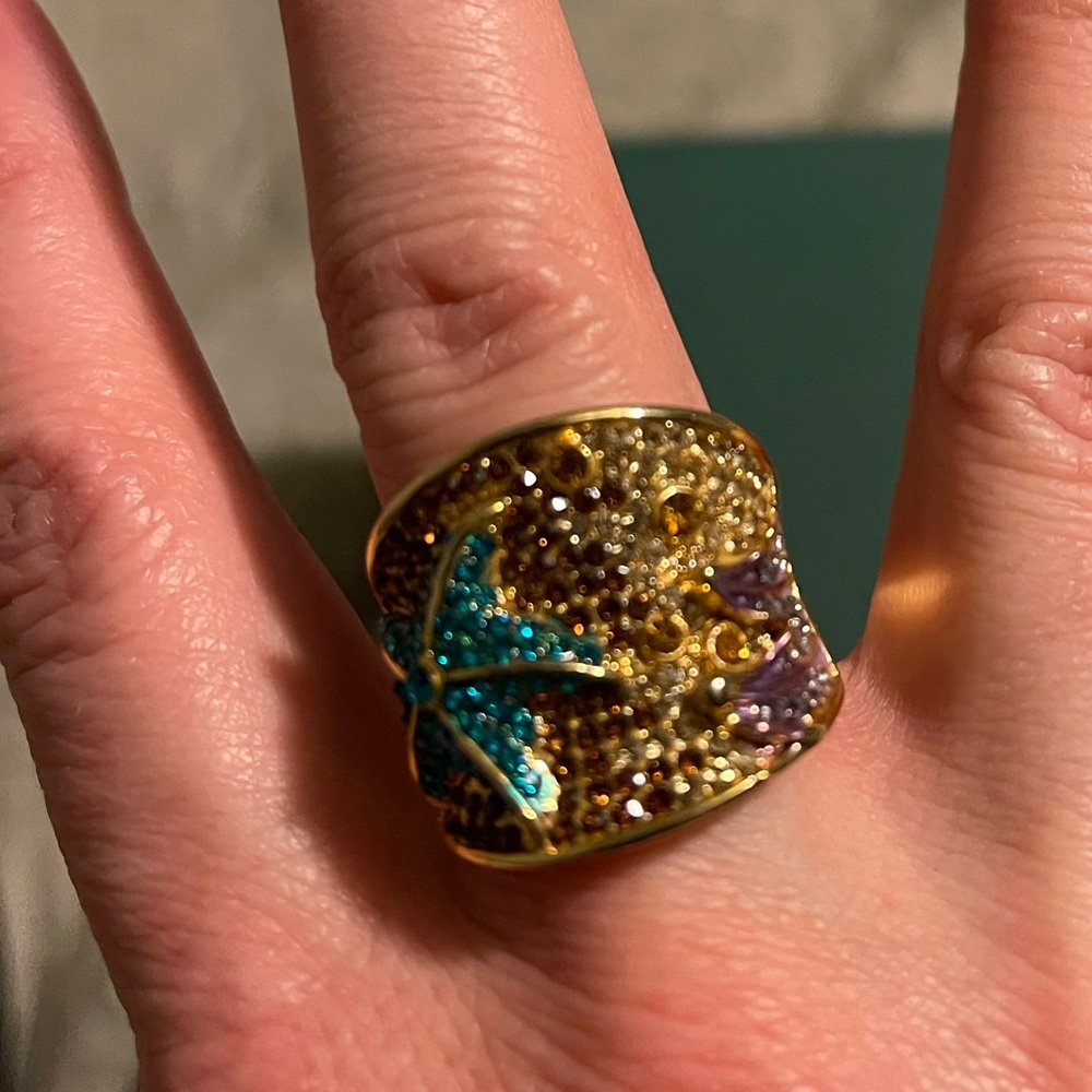 Betsey Johnson Beach ring